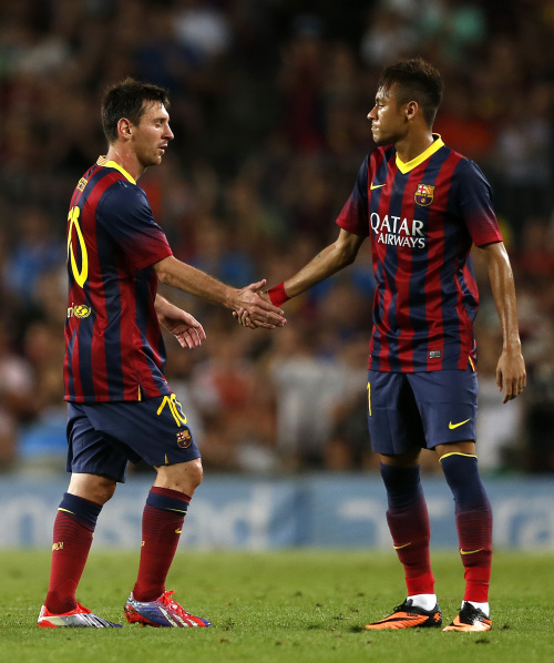 球迷把矛头 球迷把矛头